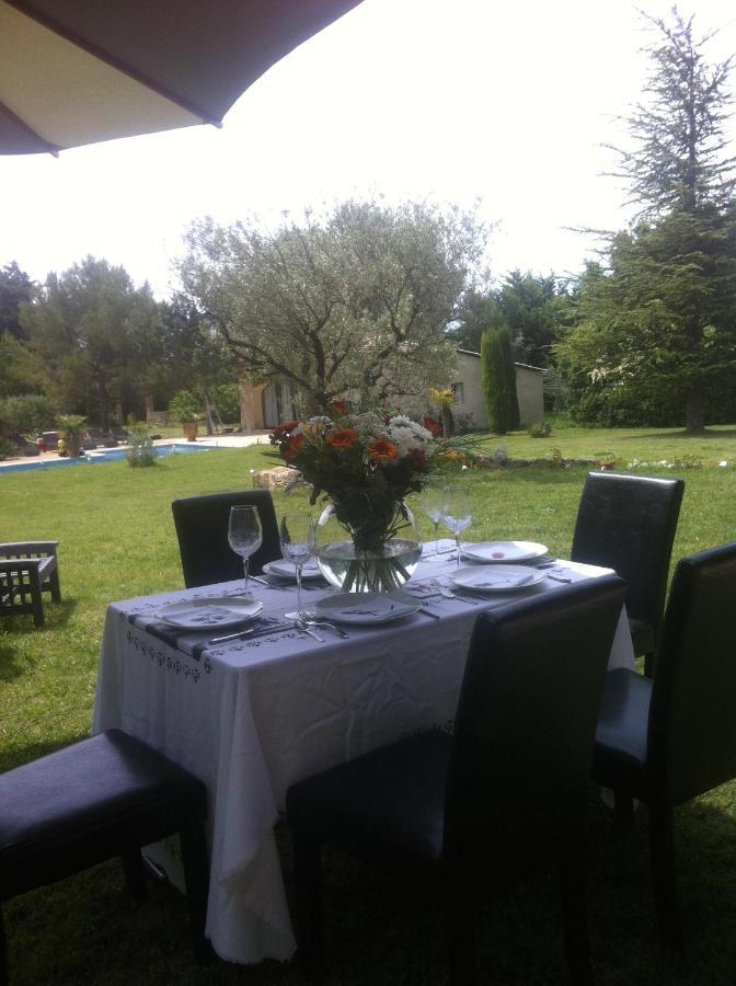 Gites de l olivier au Mas au Coeur de la Provence &SPA Saint-Cannat Chambre photo